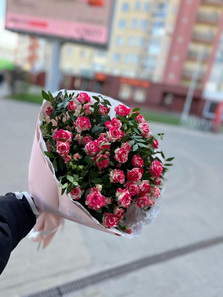 Strategic Wealth Channel workshop space where corporate flower arrangements are designed and prepared for business delivery